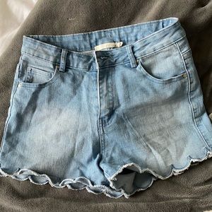 Women’s jean shorts